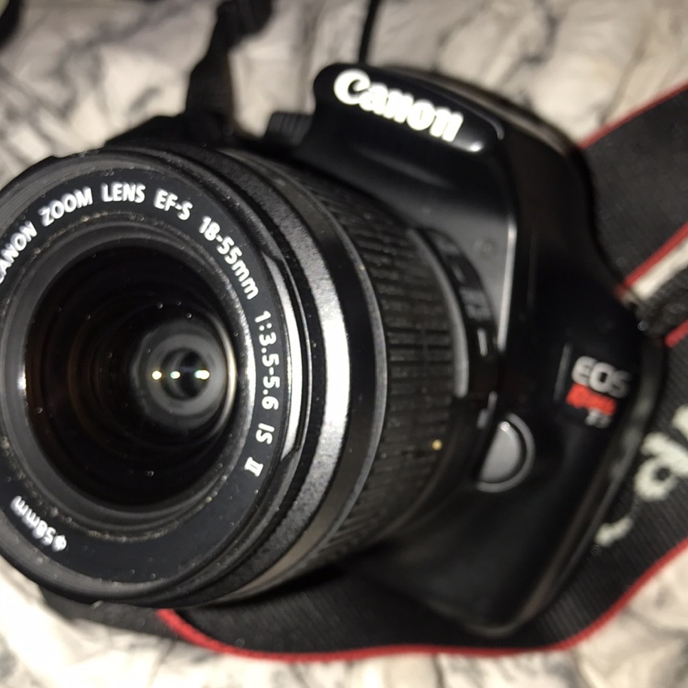 EOS REBEL T3
